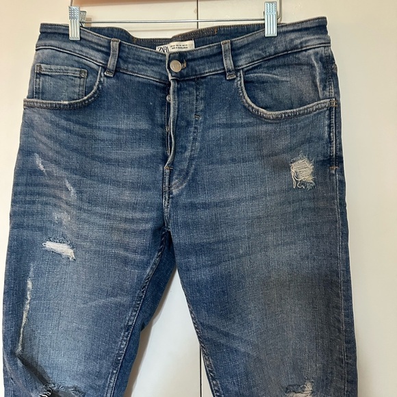 Zara Men’s Slim Button fly Distressed Jeans Blue 34x29 - Picture 2 of 8